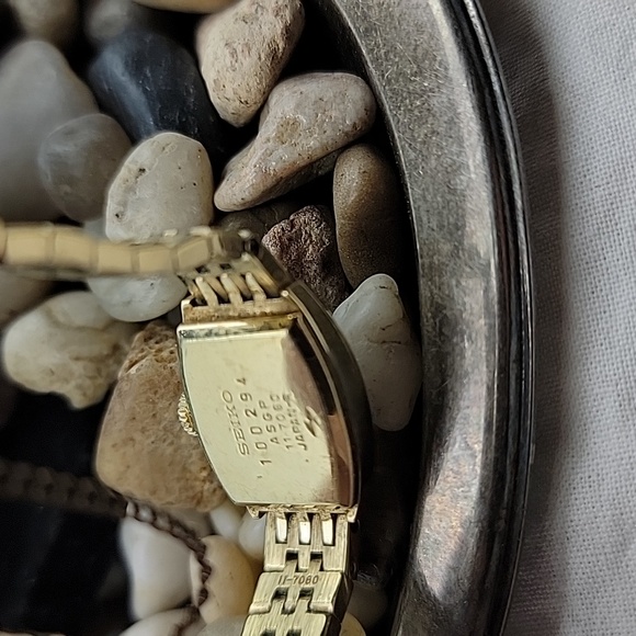 Seiko Ladies Watch October 1981 - Picture 7 of 8